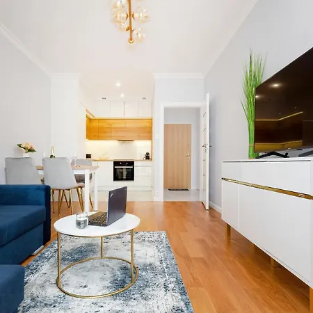 Dom Przy Okrzei By Renters Prestige Warsaw