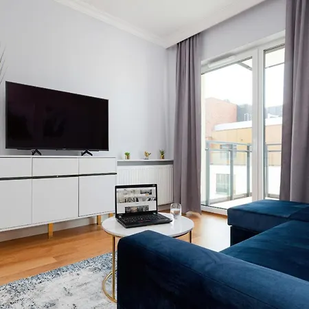 Apartman Dom Przy Okrzei By Renters Prestige *
