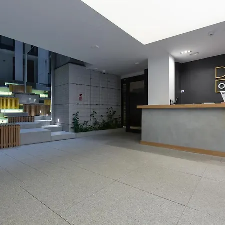 Apartment Dom Przy Okrzei By Renters Prestige