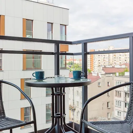 Dom Przy Okrzei By Renters Prestige Warsaw