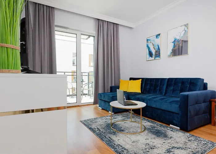 Dom Przy Okrzei By Renters Prestige Apartment