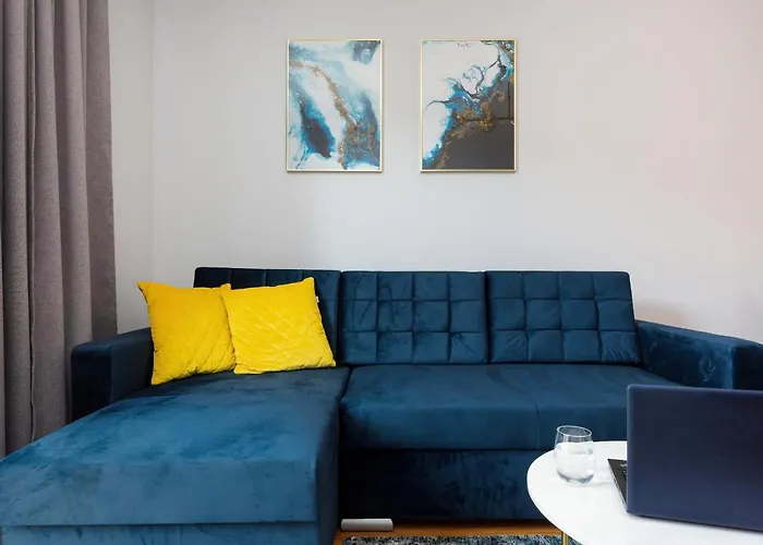 Apartment Dom Przy Okrzei By Renters Prestige Warsaw